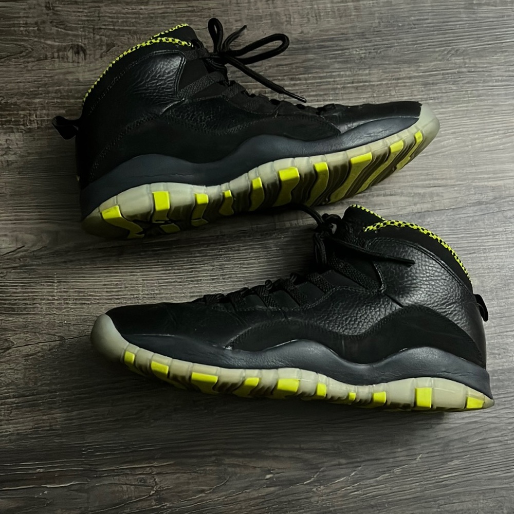 Retro Jordan's 10 size 11.5 No box.